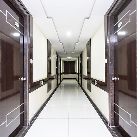 Capital O Swan Paradise Indore Ngoại thất bức ảnh