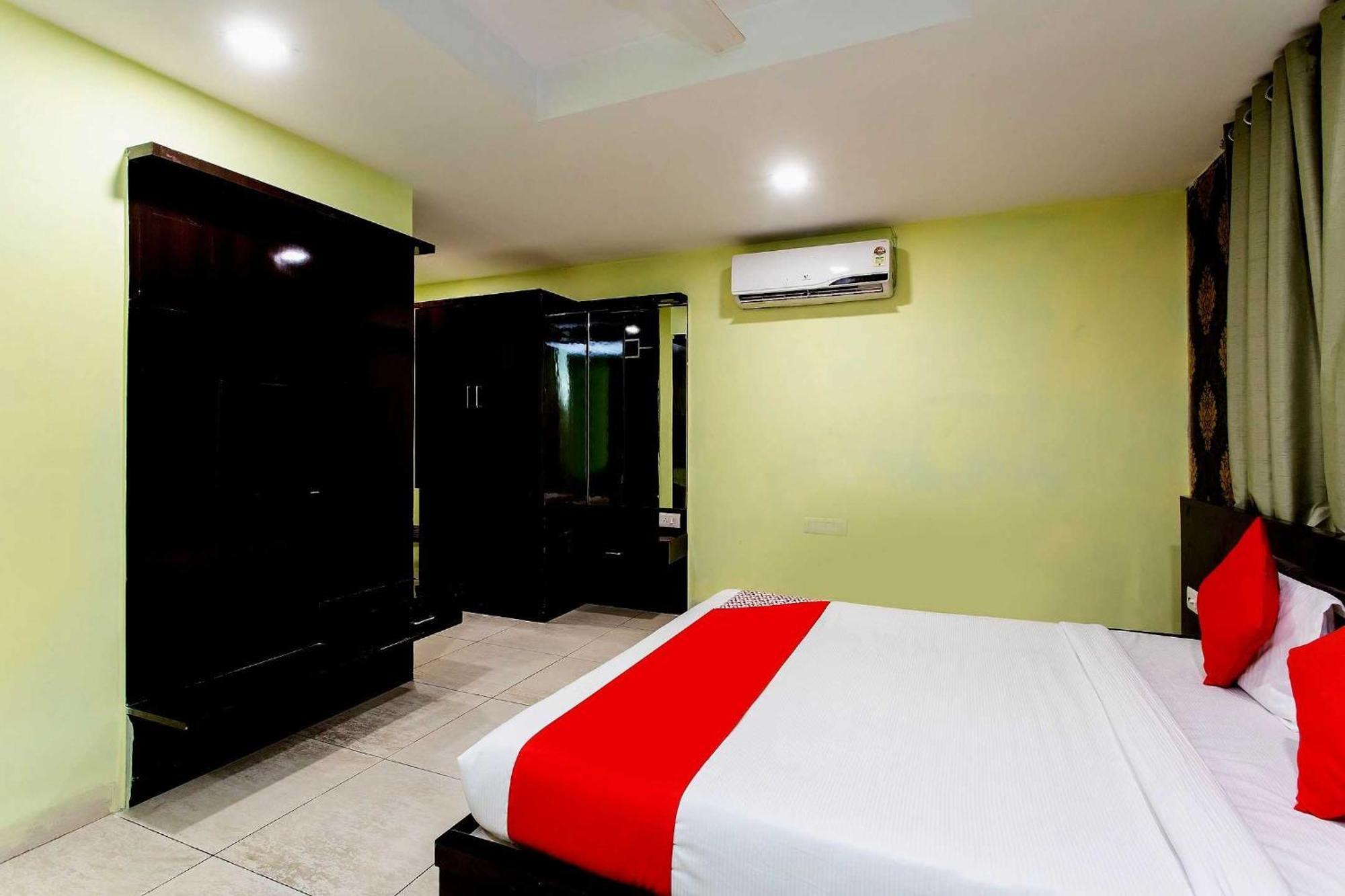 Capital O Swan Paradise Indore Ngoại thất bức ảnh