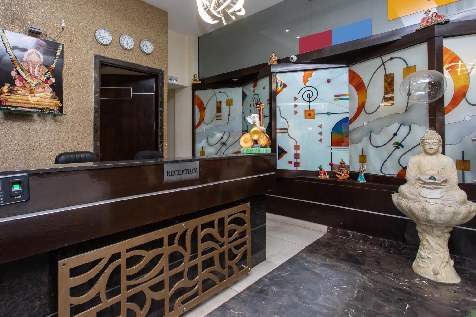 Capital O Swan Paradise Indore Ngoại thất bức ảnh